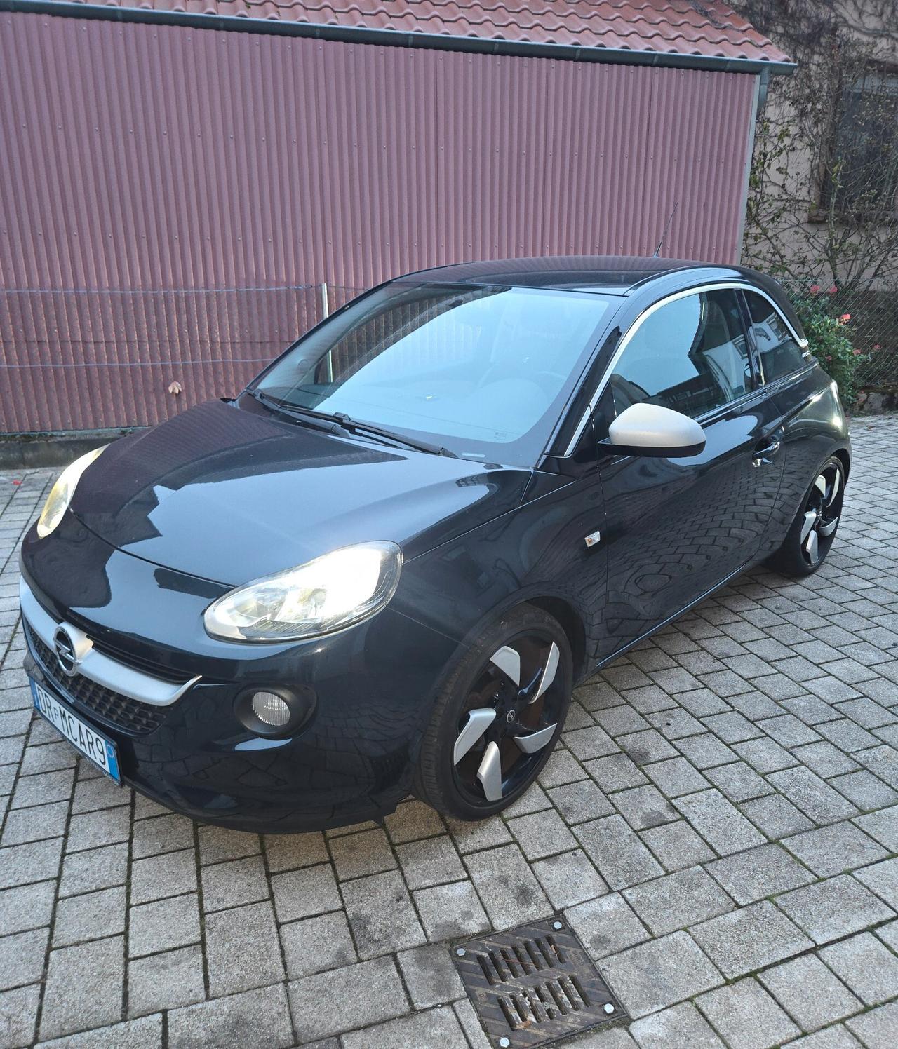 Opel Adam 1.4 100 CV White/Black Link