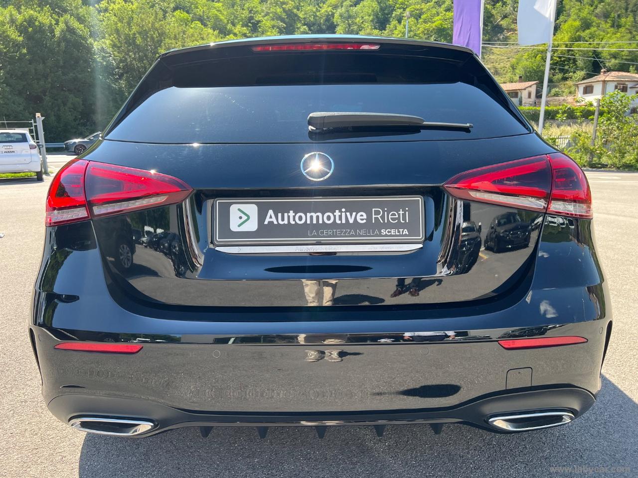 MERCEDES-BENZ A 200 d Automatic Premium