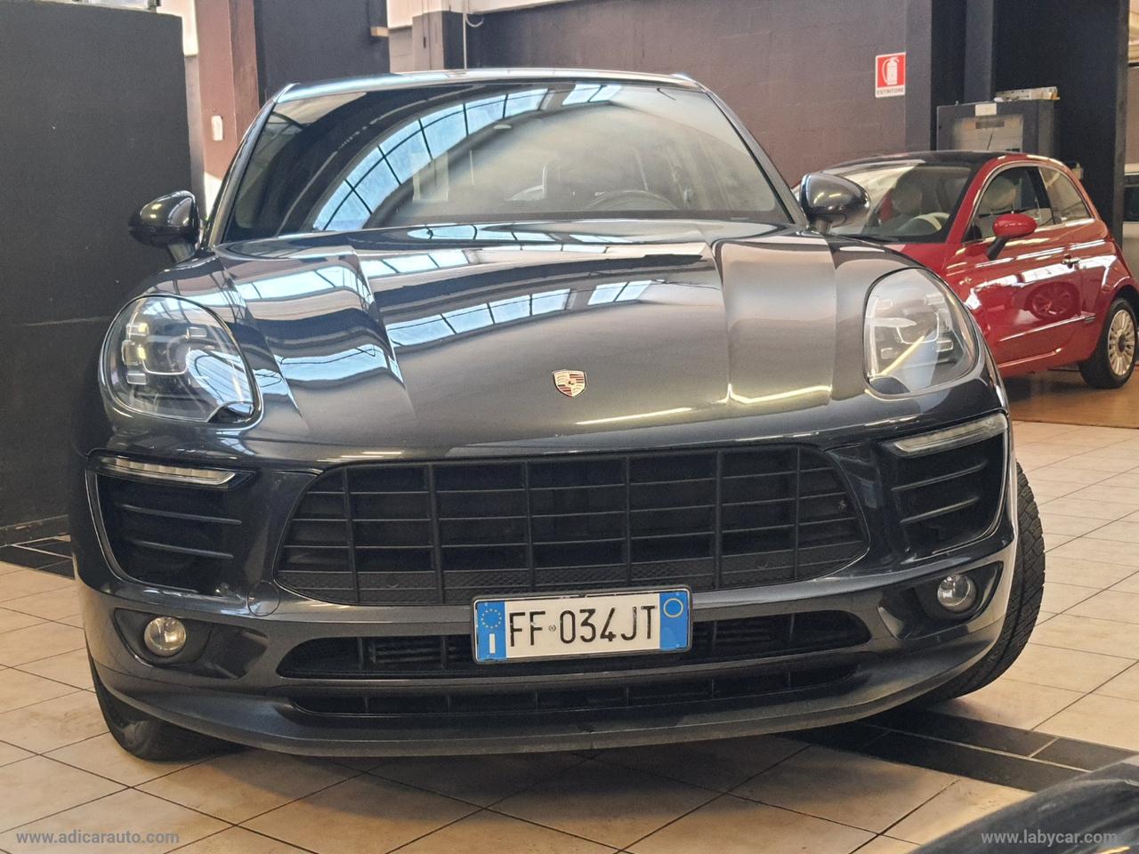 PORSCHE Macan 2.0