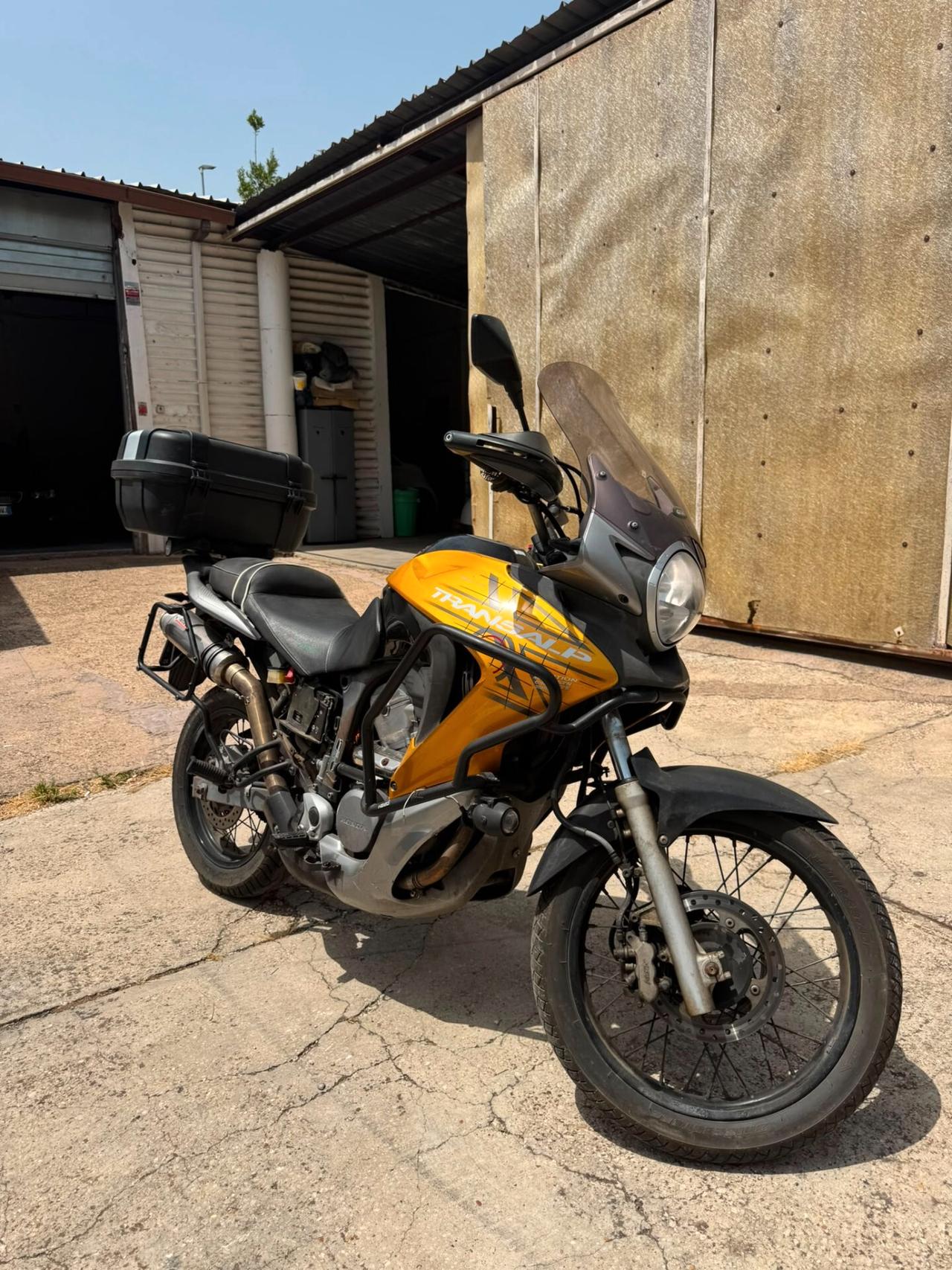 Honda Transalp XL 700 V, KM ORIGINALI, OTTIME CONDIZIONI