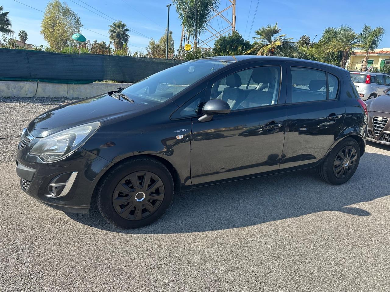 Opel Corsa 1.3 Diesel 2014 12 mesi di garanzia