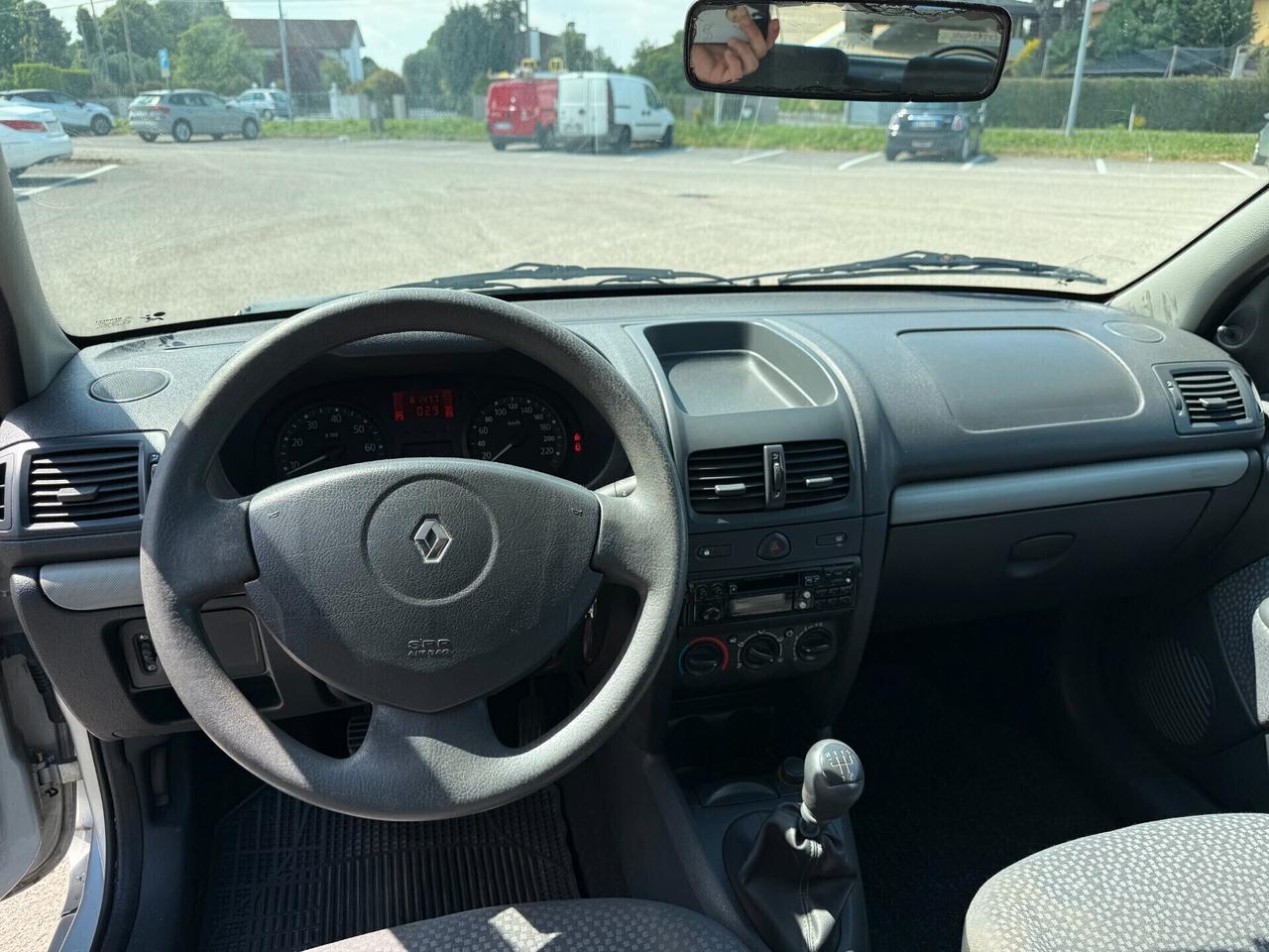 Renault Clio 1.2 16V 3 porte Dynamique