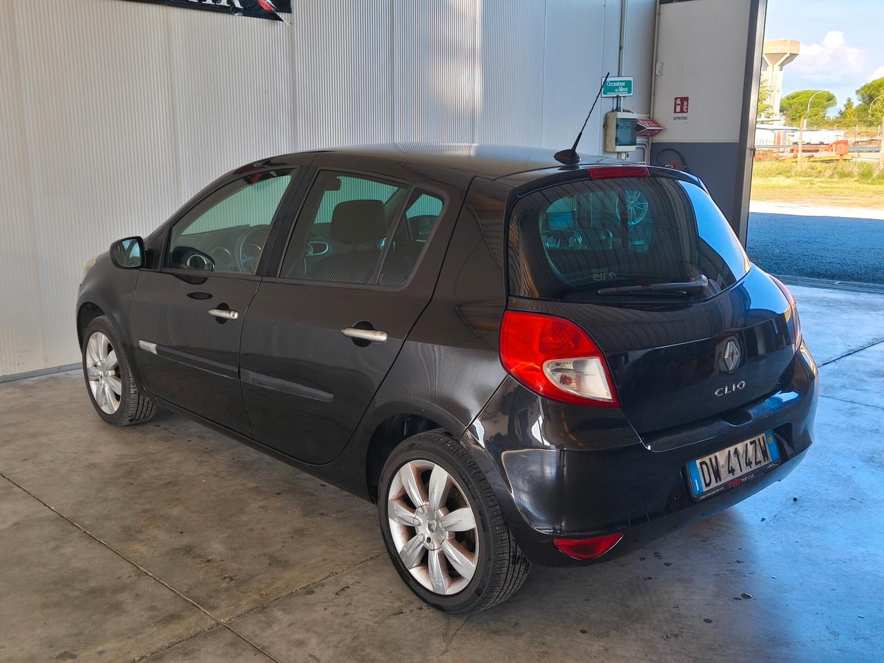Renault Clio 1.2 16V 5 porte Dynamique