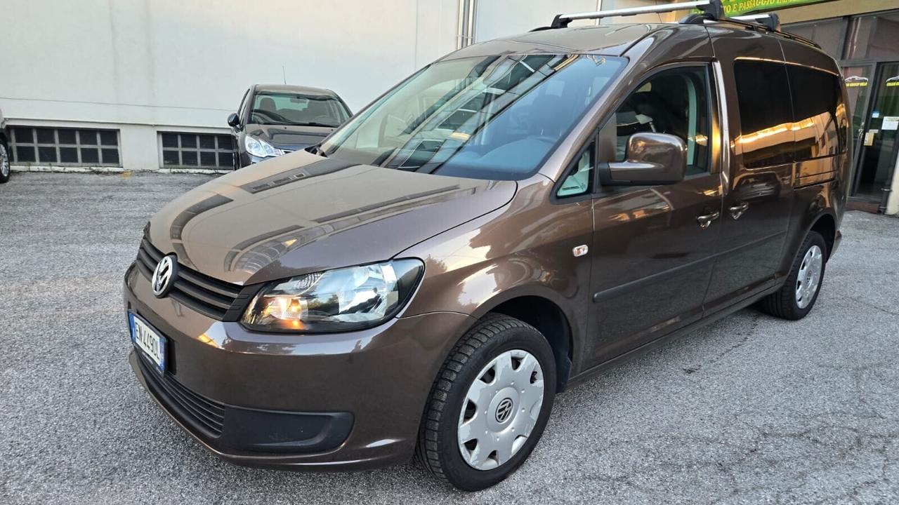 Volkswagen Caddy 7Posti Highline Maxi Neopatentati