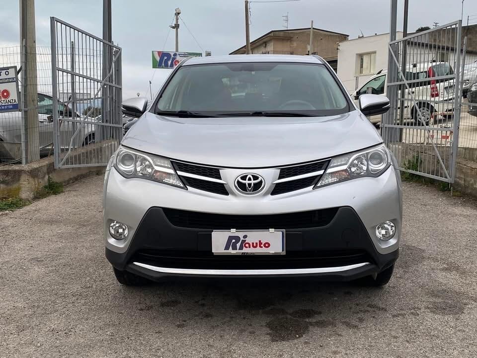 Toyota RAV 4 RAV4 2.2 D-4D 4WD Lounge