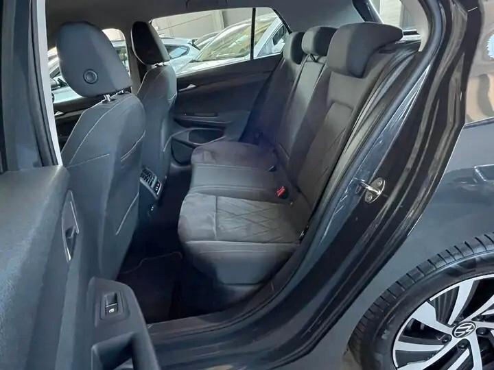 Volkswagen Golf 1.4 TSI eHYBRID 204CV DSG Style