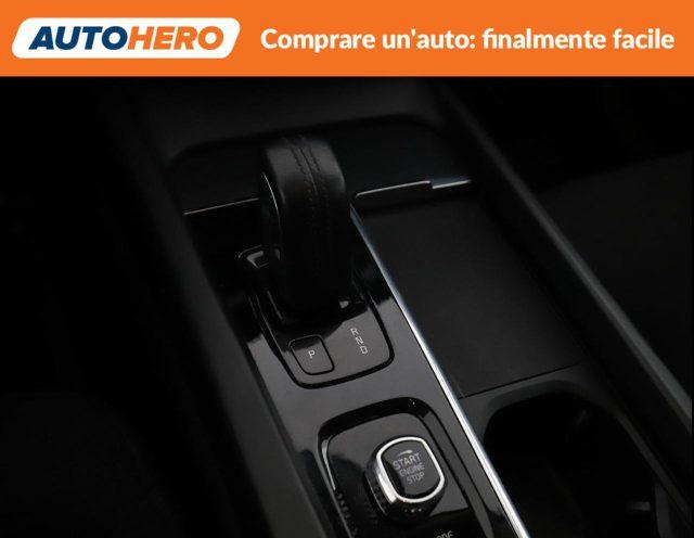 VOLVO XC60 B4 (d) AWD Geartronic Momentum Pro