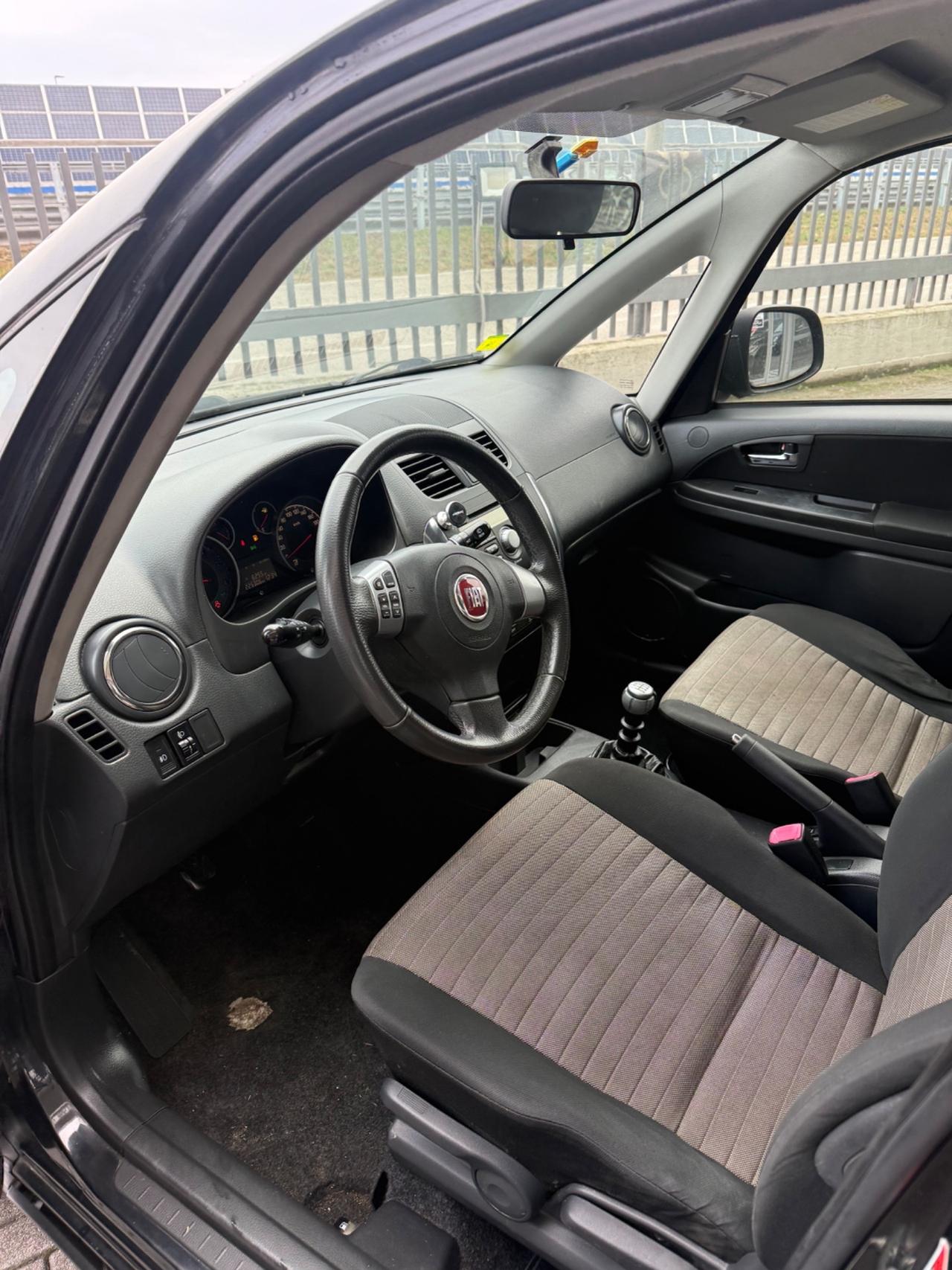 Fiat Sedici 2.0 MJT 16V DPF 4x4 Experience