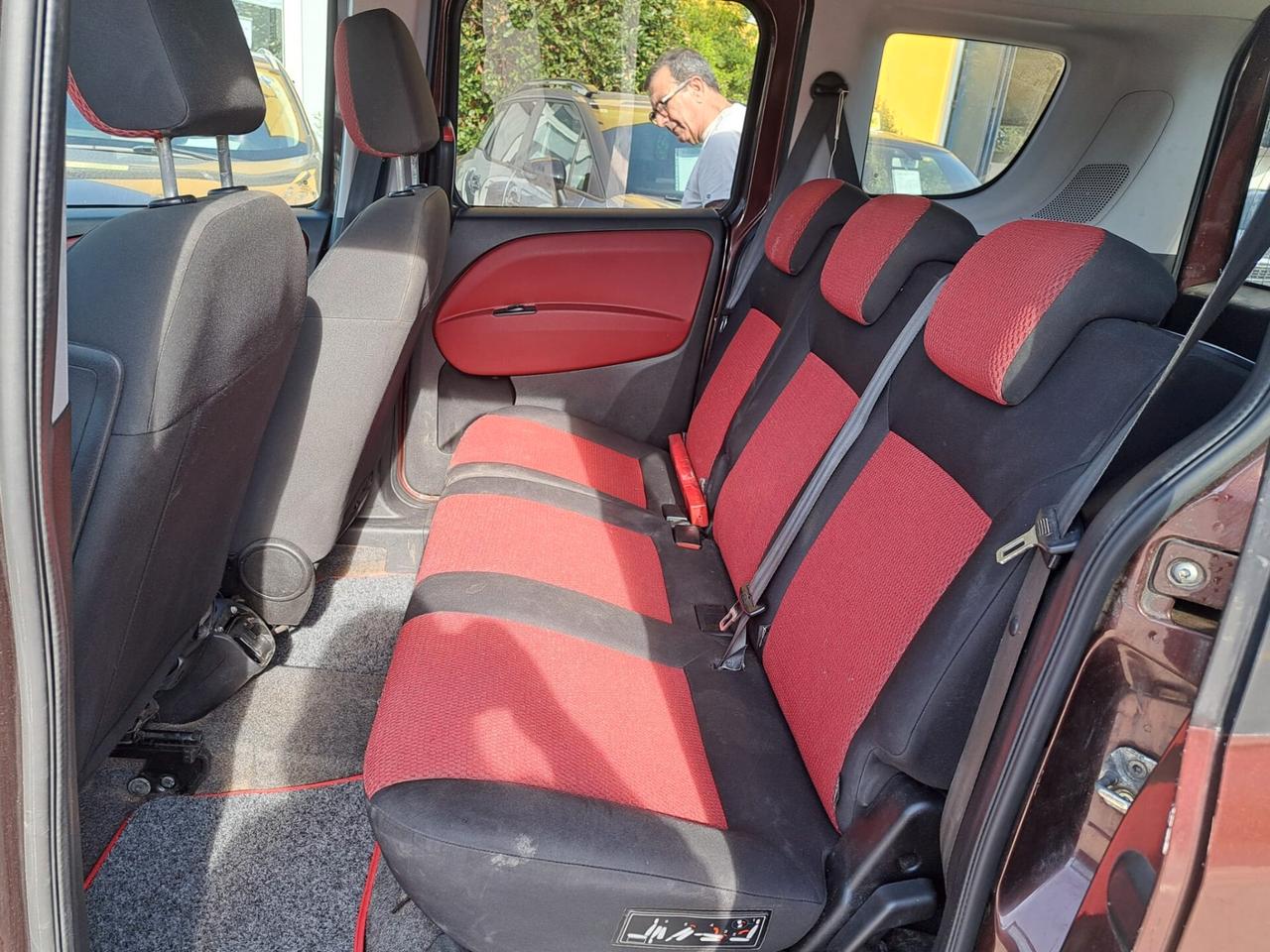 Fiat Doblò 1.4 16V 95 CV Emotion