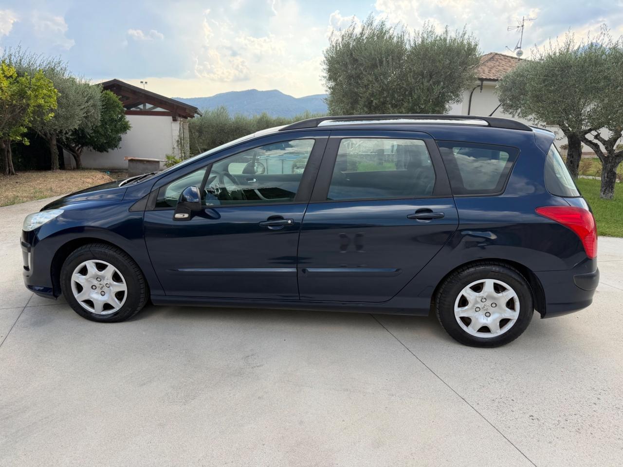 Peugeot 308 1.6 8V HDi 93CV FAMILIARE