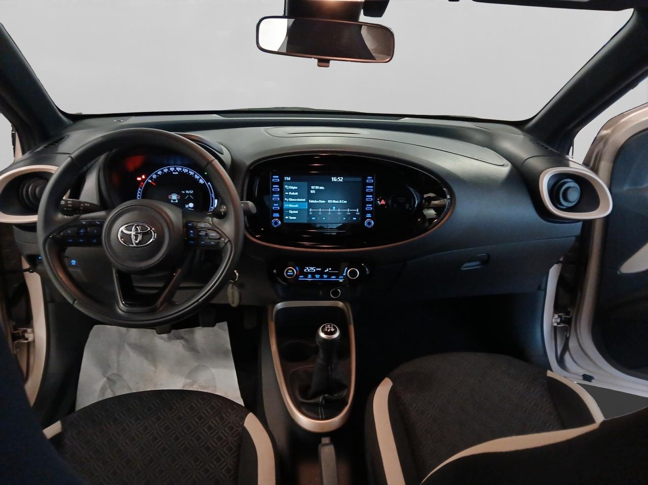 Toyota Aygo X 1.0 VVT-i 72 CV 5 porte Trend