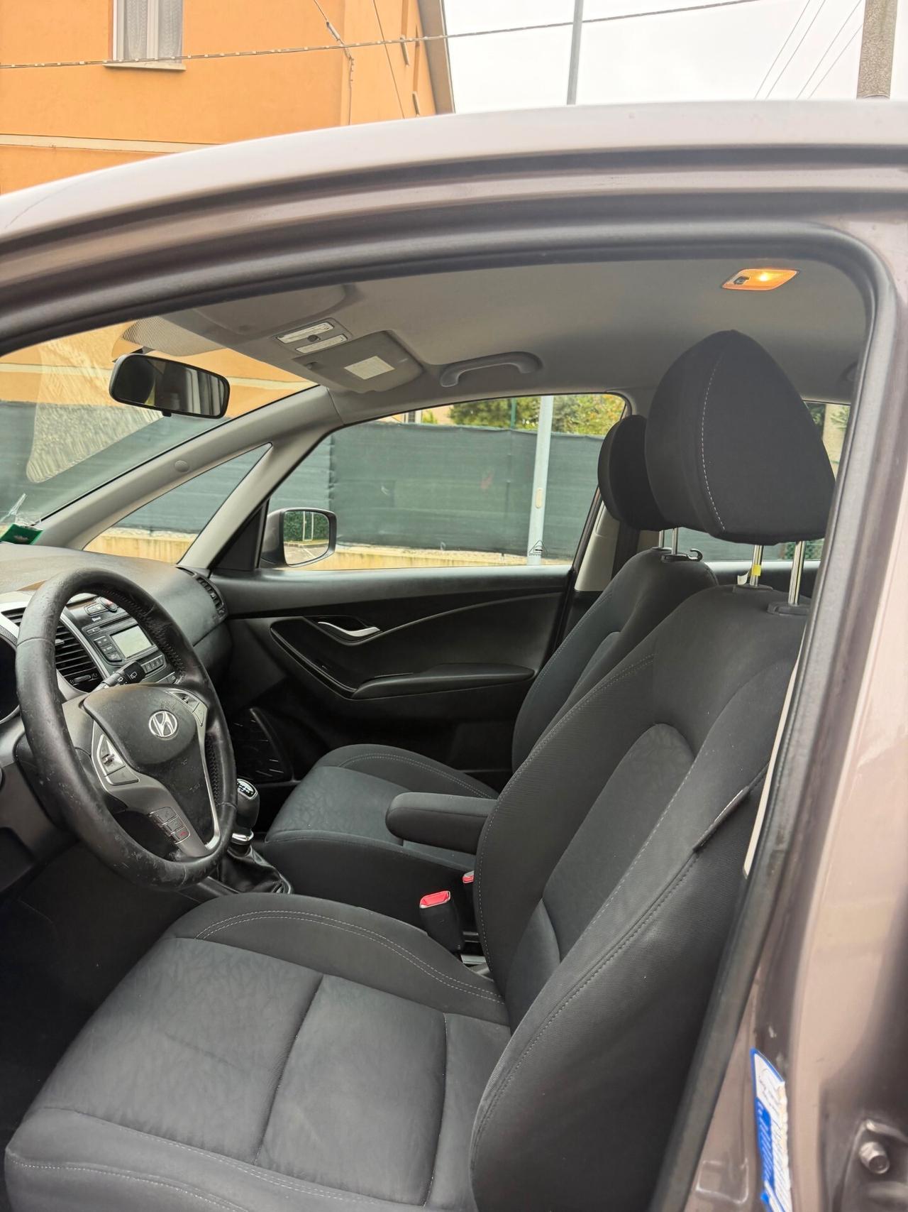 Hyundai iX20 1.4 - NEOPATENTATI - 12 MESI DI GARANZIA -