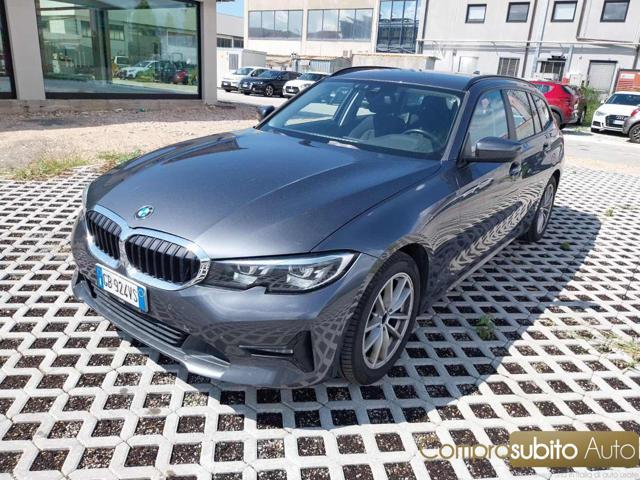 BMW 318 d Touring Luxury