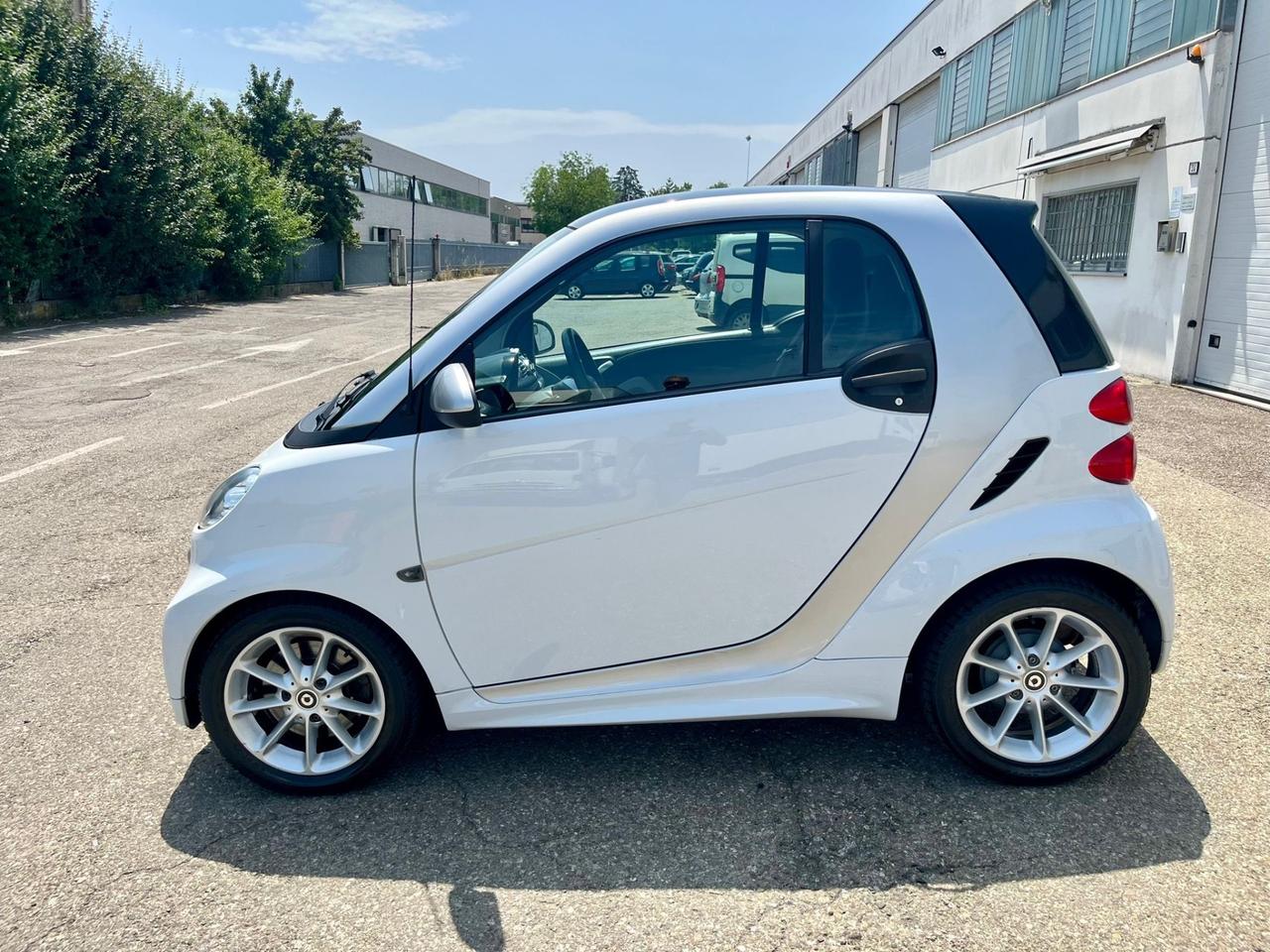Smart ForTwo 0.9diesel 54cv 2014 140.000km per neopatentati