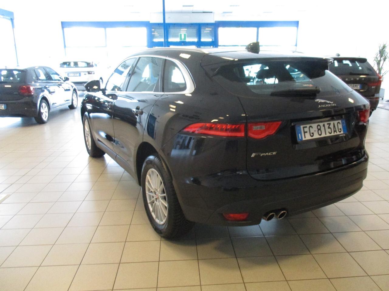 Jaguar F-Pace 2.0 D 180 CV AWD aut. Pure