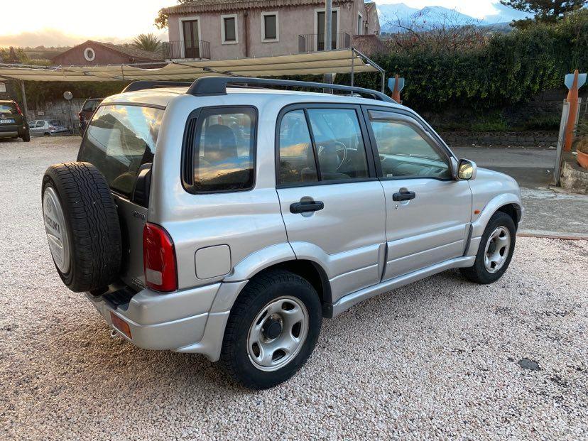 Suzuki Grand Vitara 2.0 TDI 5 porte