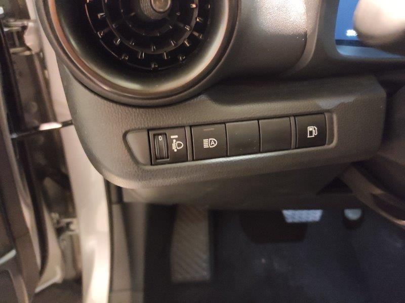 TOYOTA C-HR (2023-->) - C-HR 1.8 HV Trend