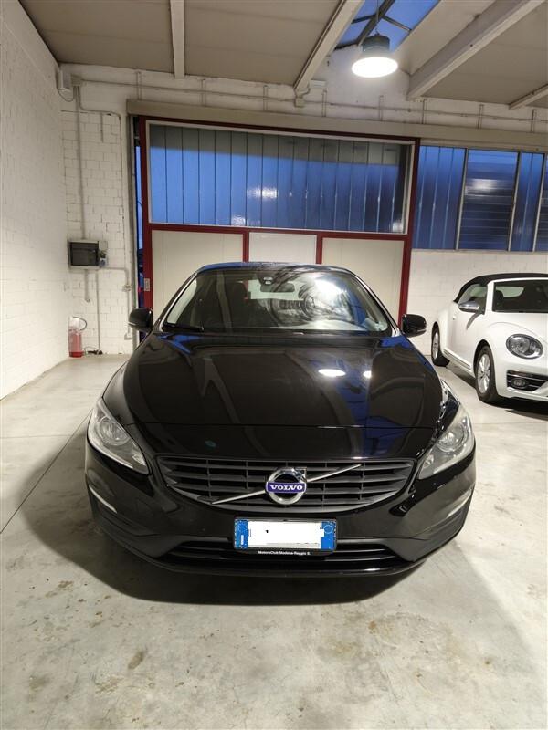 Volvo V60 D3 Geartronic Kinetic !!! KM 105.800 !!!