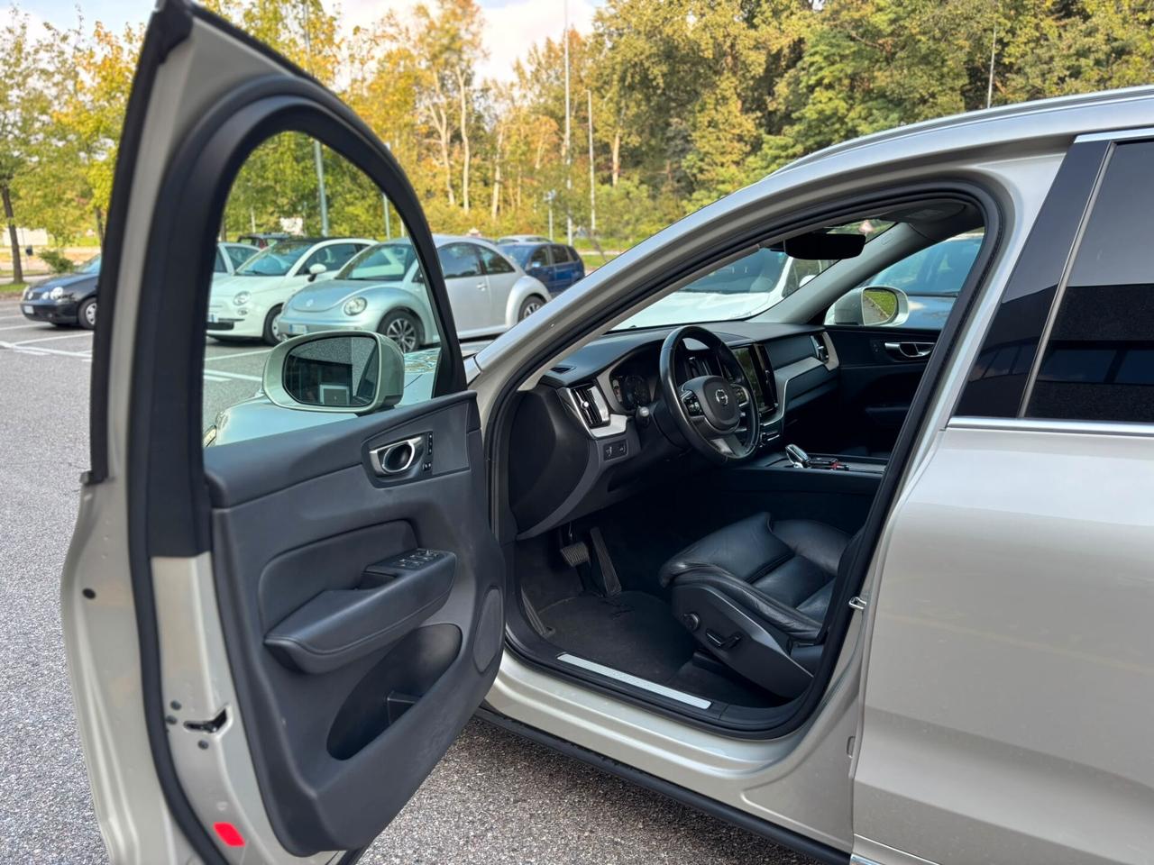 Volvo XC 60 XC60 B4 (d) AWD Geartronic Inscription