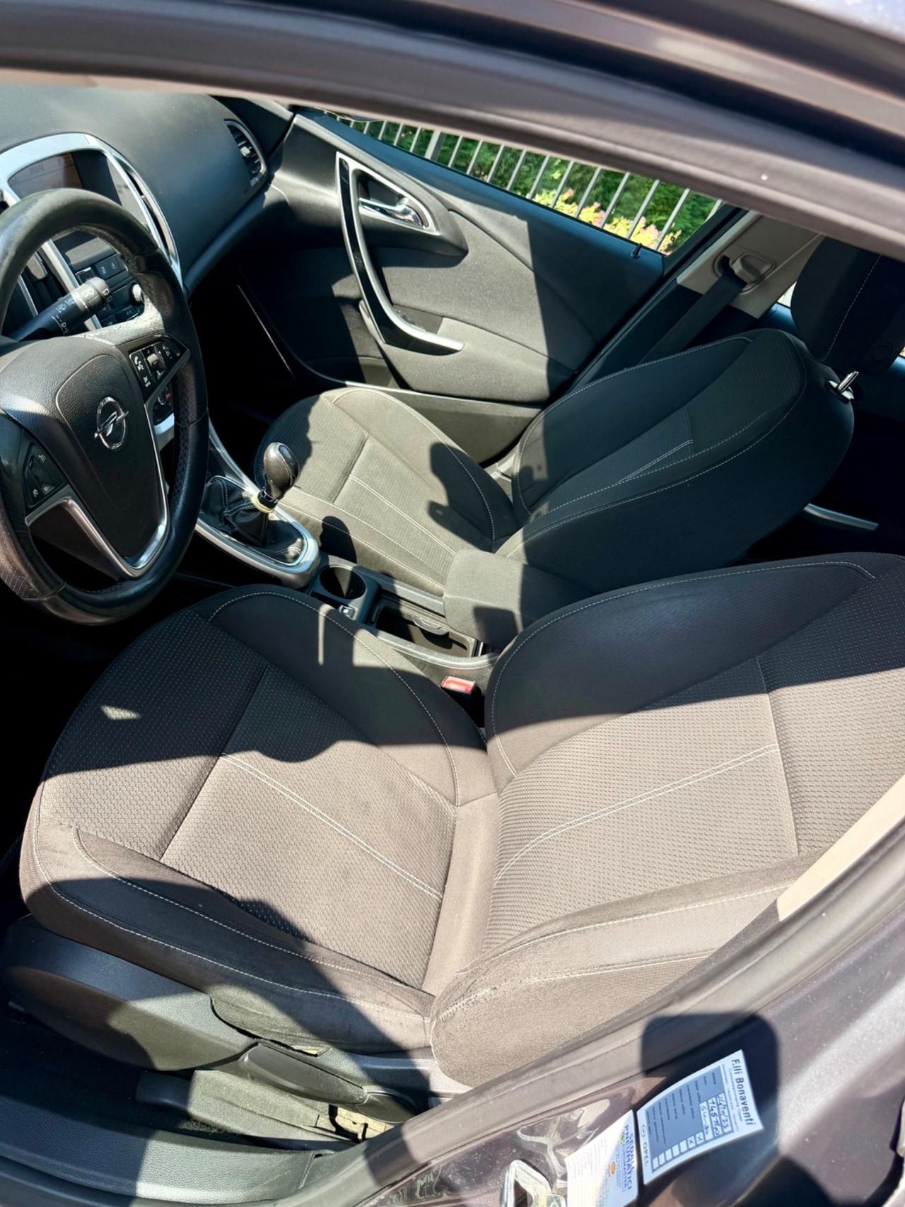 Opel Astra 2.0 CDTI 165CV Sports Tourer Cosmo S