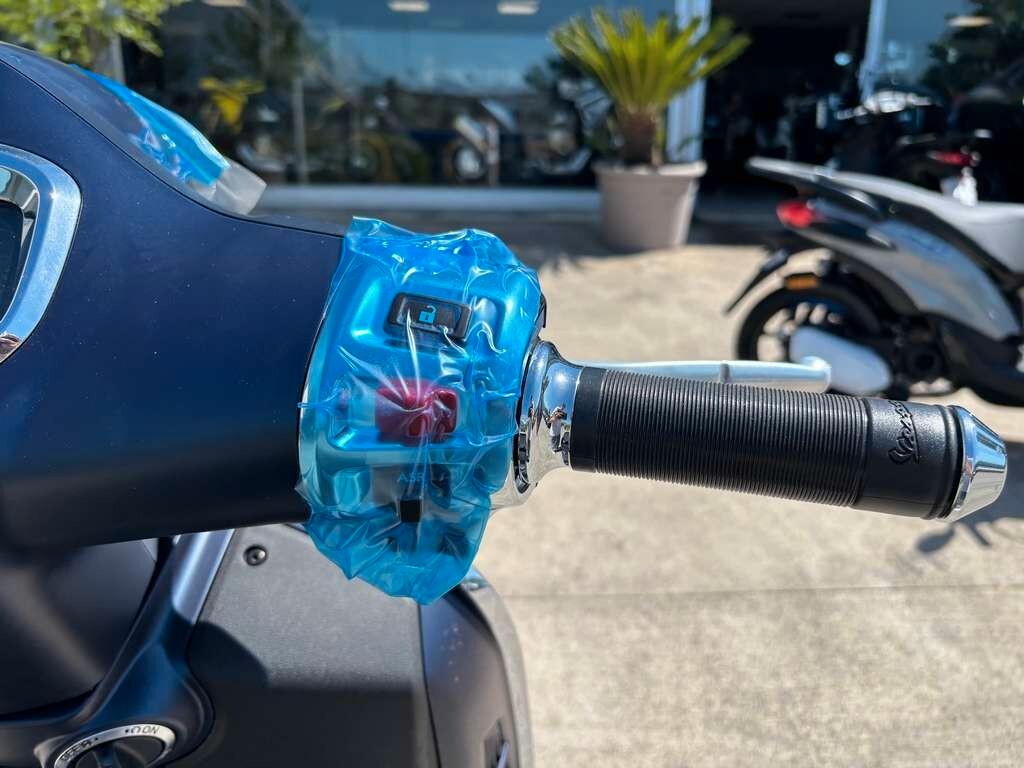 Piaggio Vespa 310 GTS SuperTech Nuovo pronto consegna Tua a solo 77 Euro al mese