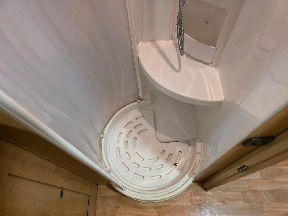 CAMPER MCLOUIS TANDY 670