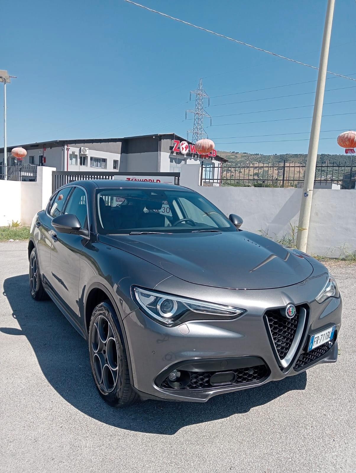 Alfa Romeo Stelvio 2.2 Turbodiesel 210 CV AT8 Q4 Super