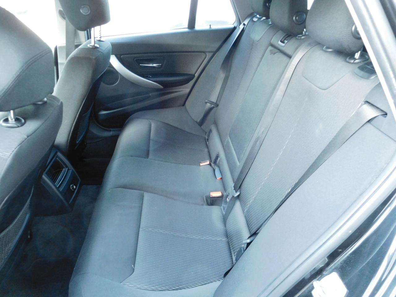 Bmw 318d Touring Business Advantage aut.