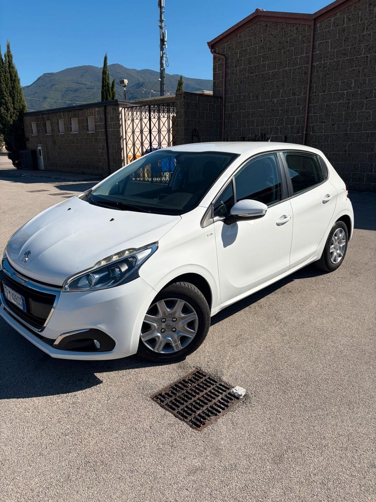 Peugeot 208 km 84 mila GPL/benzina 2018