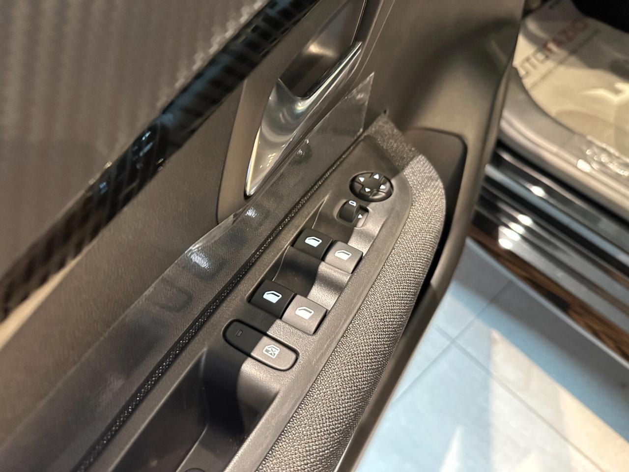 Peugeot 208 PureTech Stop&Start 5 porte Style