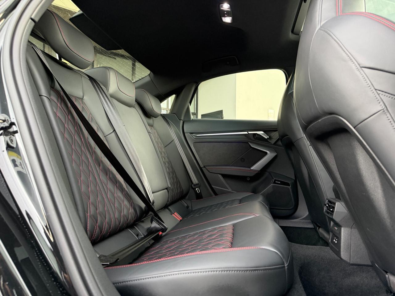 Audi A3 Sedan 35 TFSI S tronic S line edition|FULL OPTIONAL