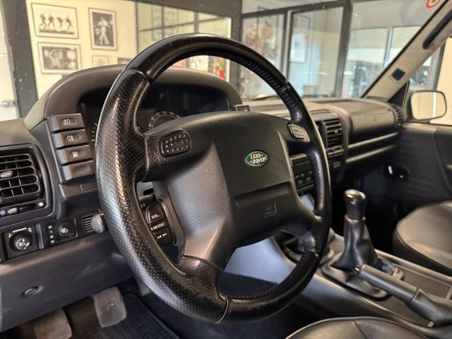 LAND ROVER Discovery 2.5 Td5 HSE PARI AL NUOVO