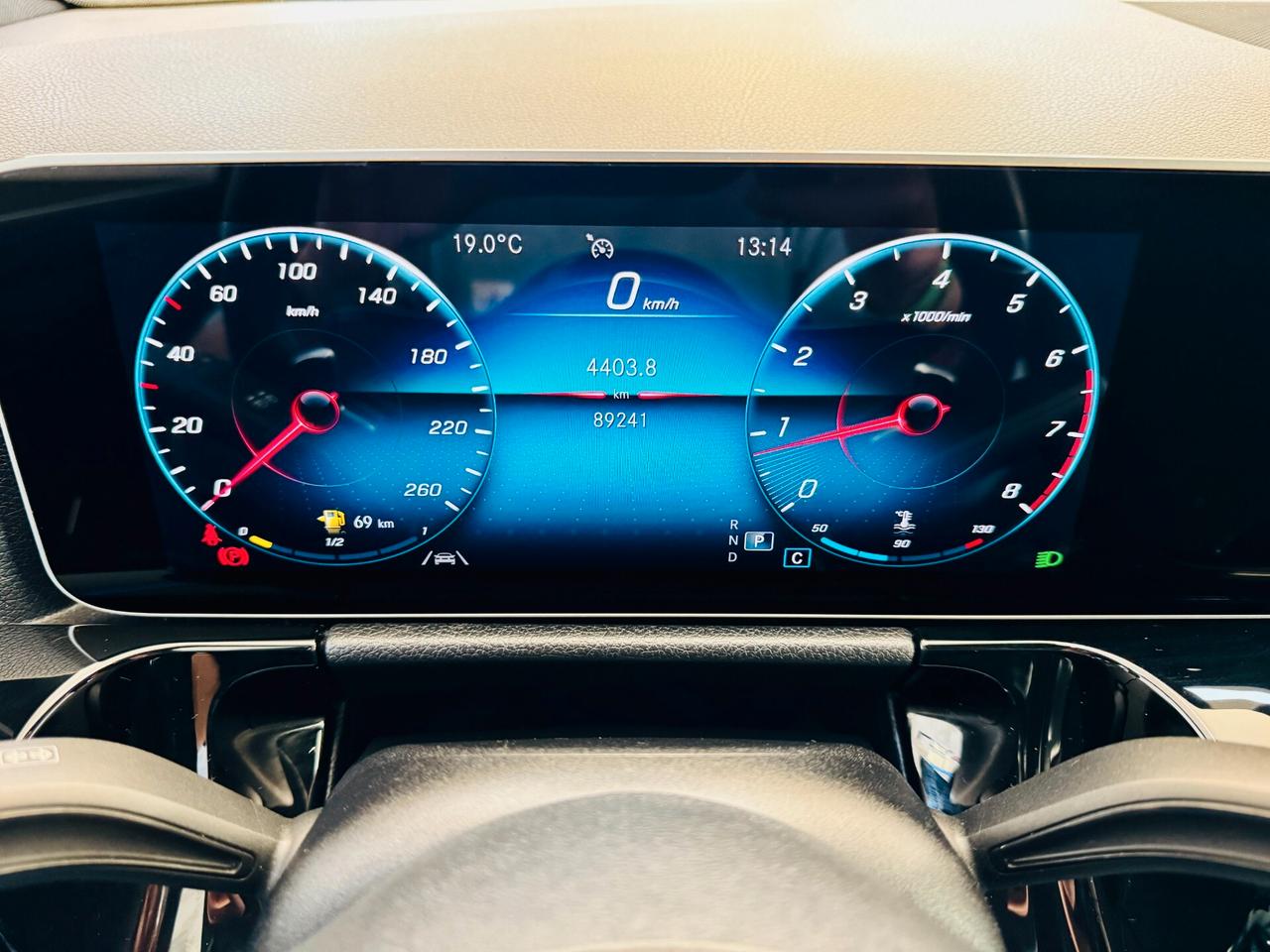 Mercedes-benz B 180 AMG Autom. CarPlay / RetroCamera