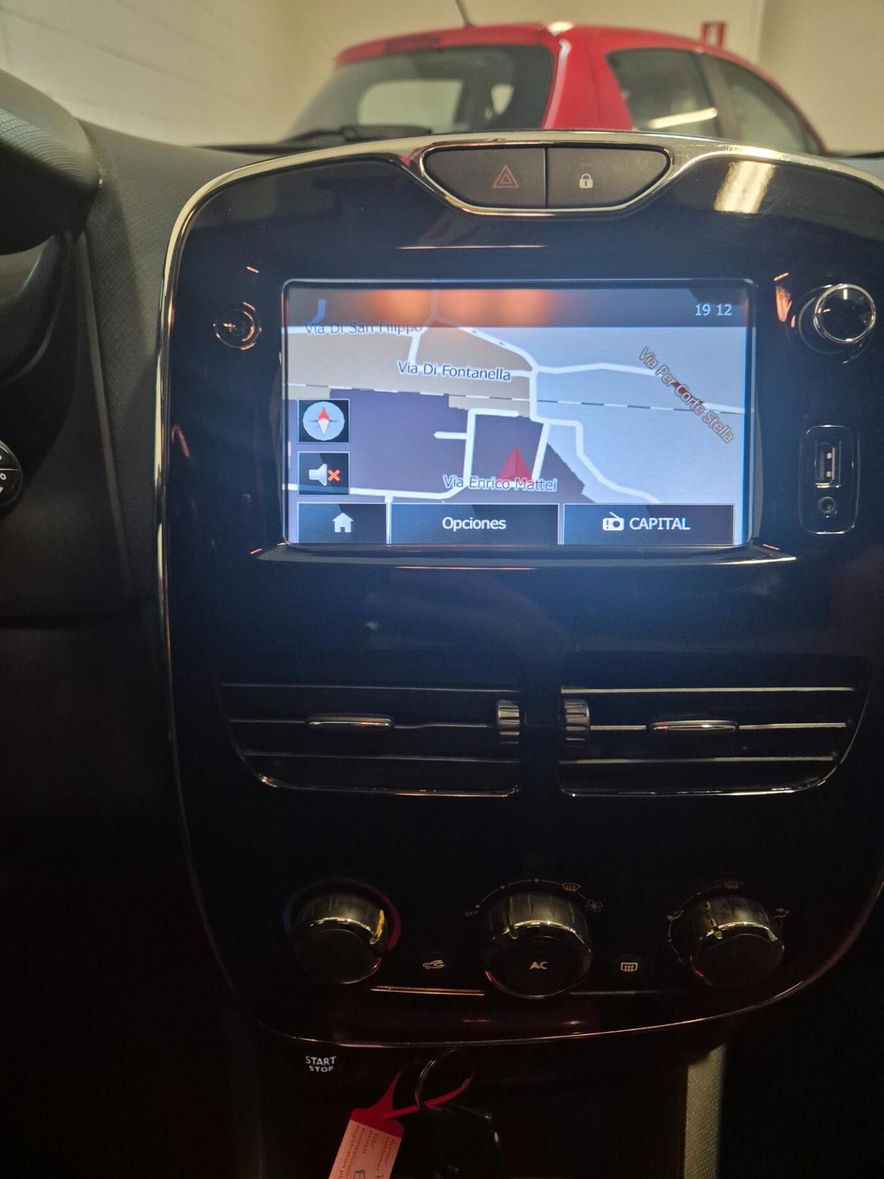 Renault Clio 1.5 dCi 8V 75CV 5 porte Live BELLISSIMA