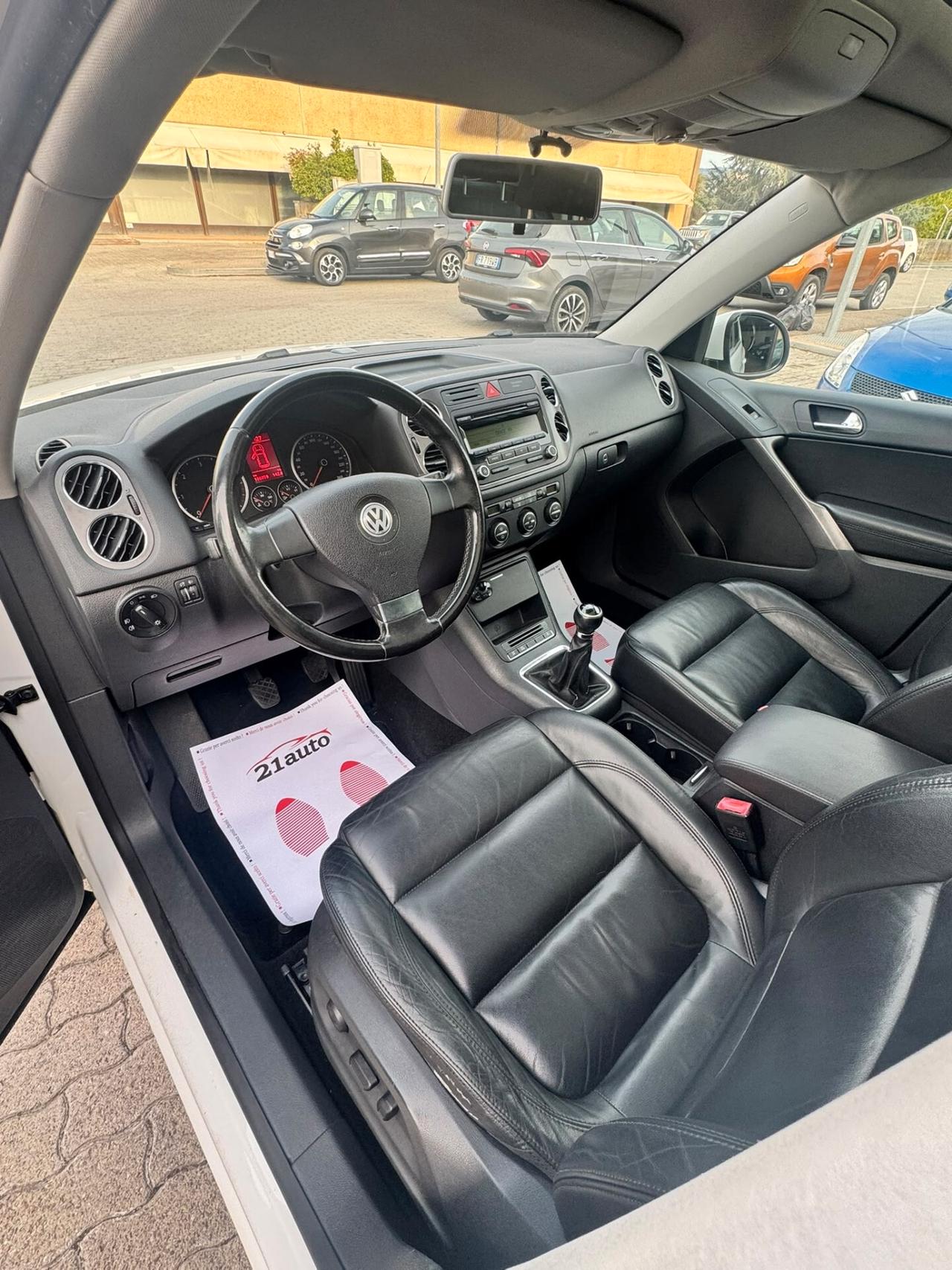 Volkswagen Tiguan 2.0 TDI 170 CV DPF Sport & Style (18°)