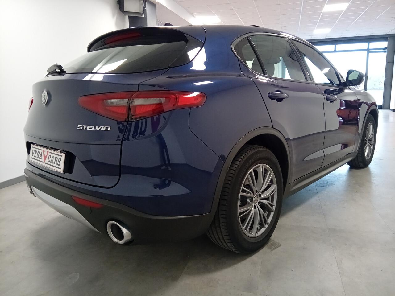 Alfa Romeo Stelvio 2.2 Turbodiesel 190 CV AT8 RWD Business
