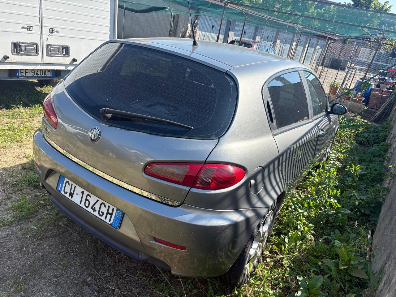Alfa Romeo 147 1.6 16V TS 3 porte Distinctive