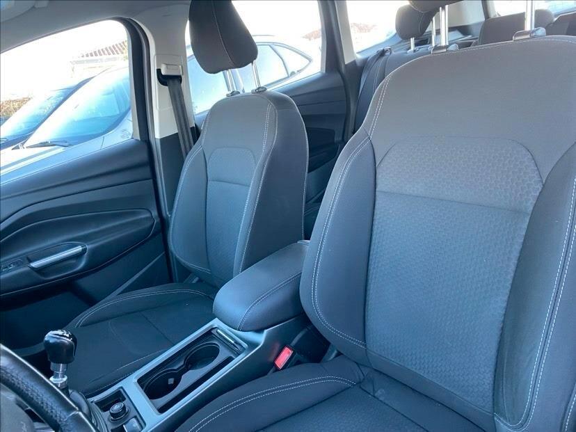 Ford Kuga 1.5 TDCI 120 CV S&S 2WD Plus