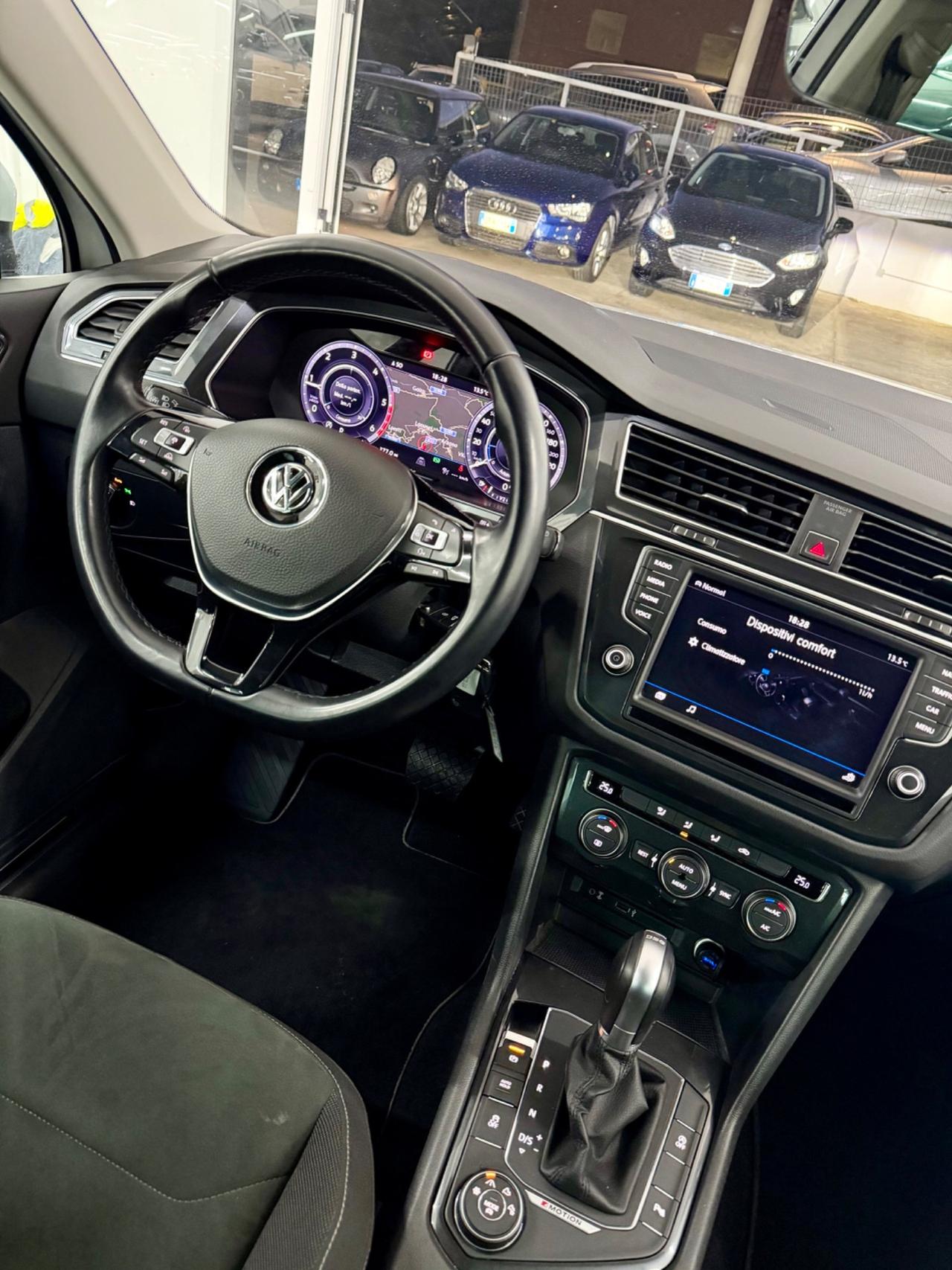 VW Tiguan 2.0 240cv DSG 4MOTION R-LINE FINANZIABILE