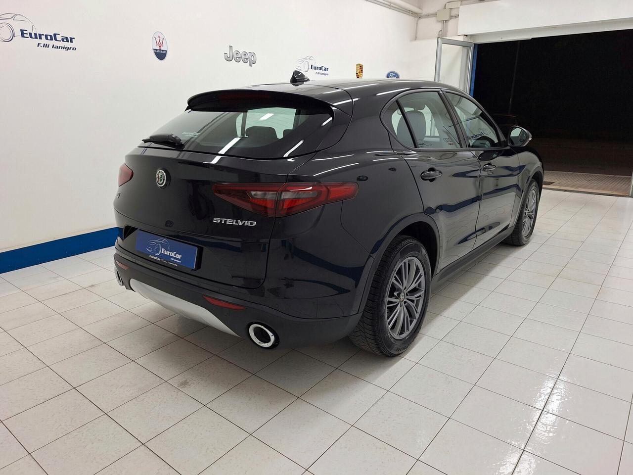 Alfa Romeo Stelvio 2.2 Turbodiesel 210cv Q4 AT8