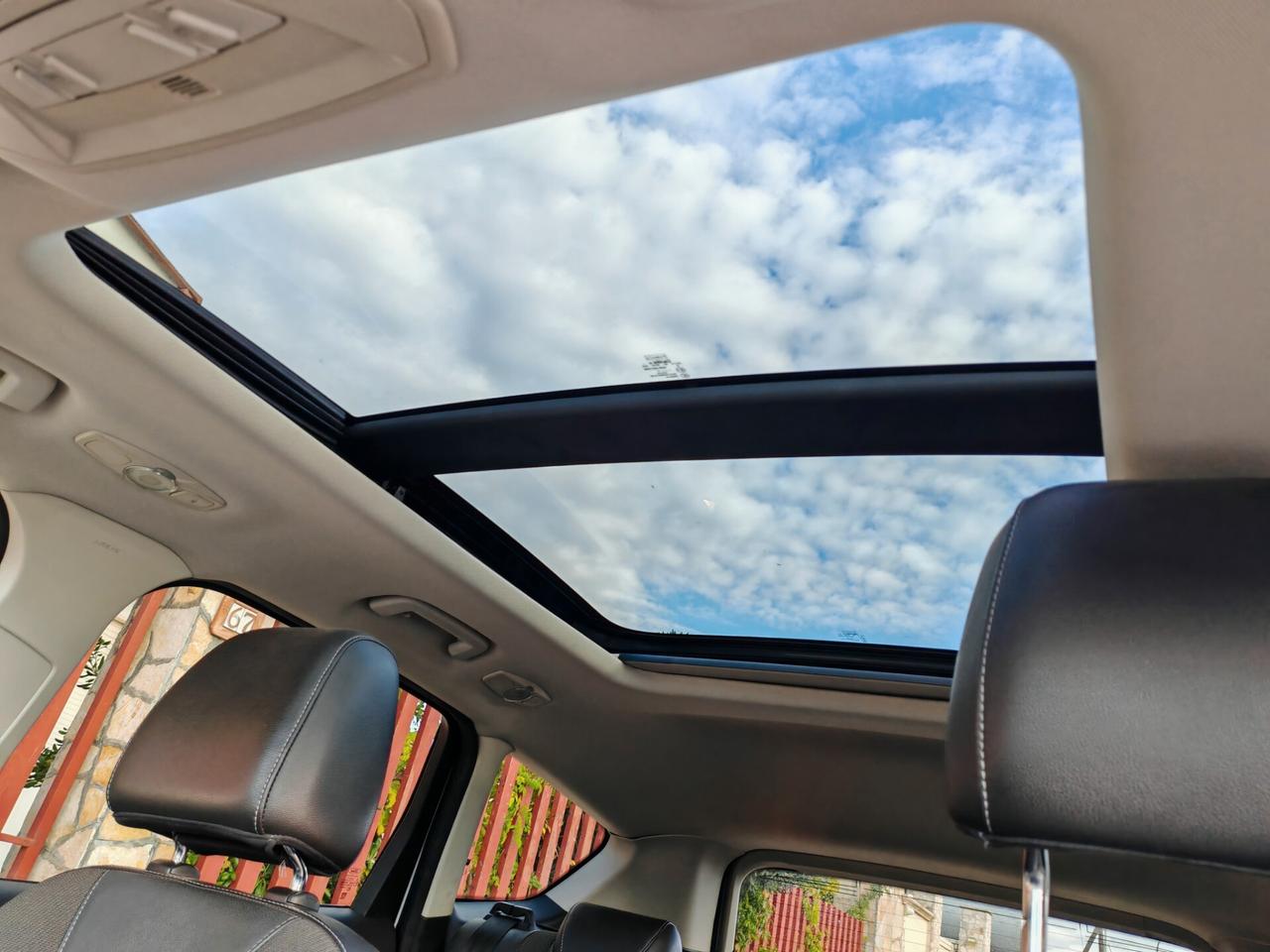 Ford Kuga 2.0 TDCI tetto navig cam in arrivo
