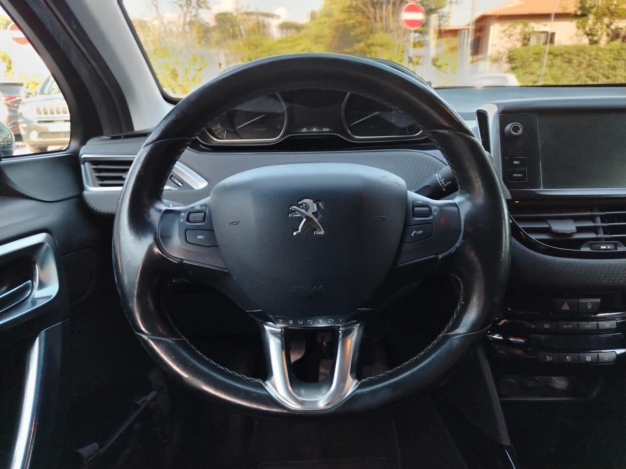 Peugeot 2008 BlueHDi 100 Allure