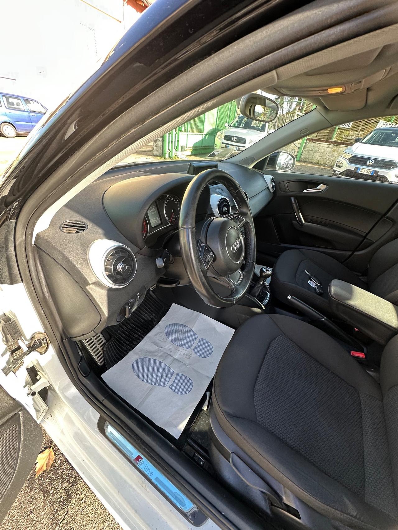 Audi A1 1.2 TFSI S line edition plus