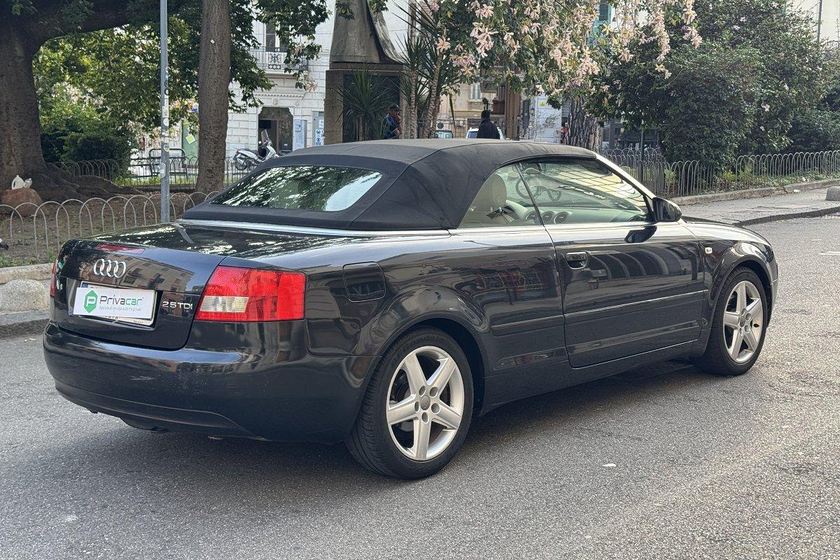 AUDI A4 Cabriolet 2.5 V6 TDI cat