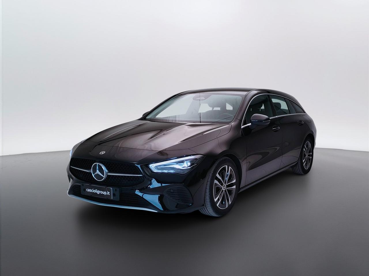 Mercedes-Benz CLA Sh.Brake - X118 2023 - CLA Shooting Brake 180 d Advanced auto