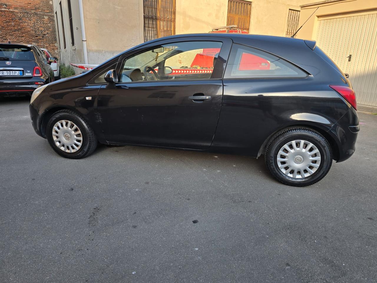 Opel Corsa 1.0 12V 3 porte Club con soli 70mila km possibilita 12 mesi garanzia