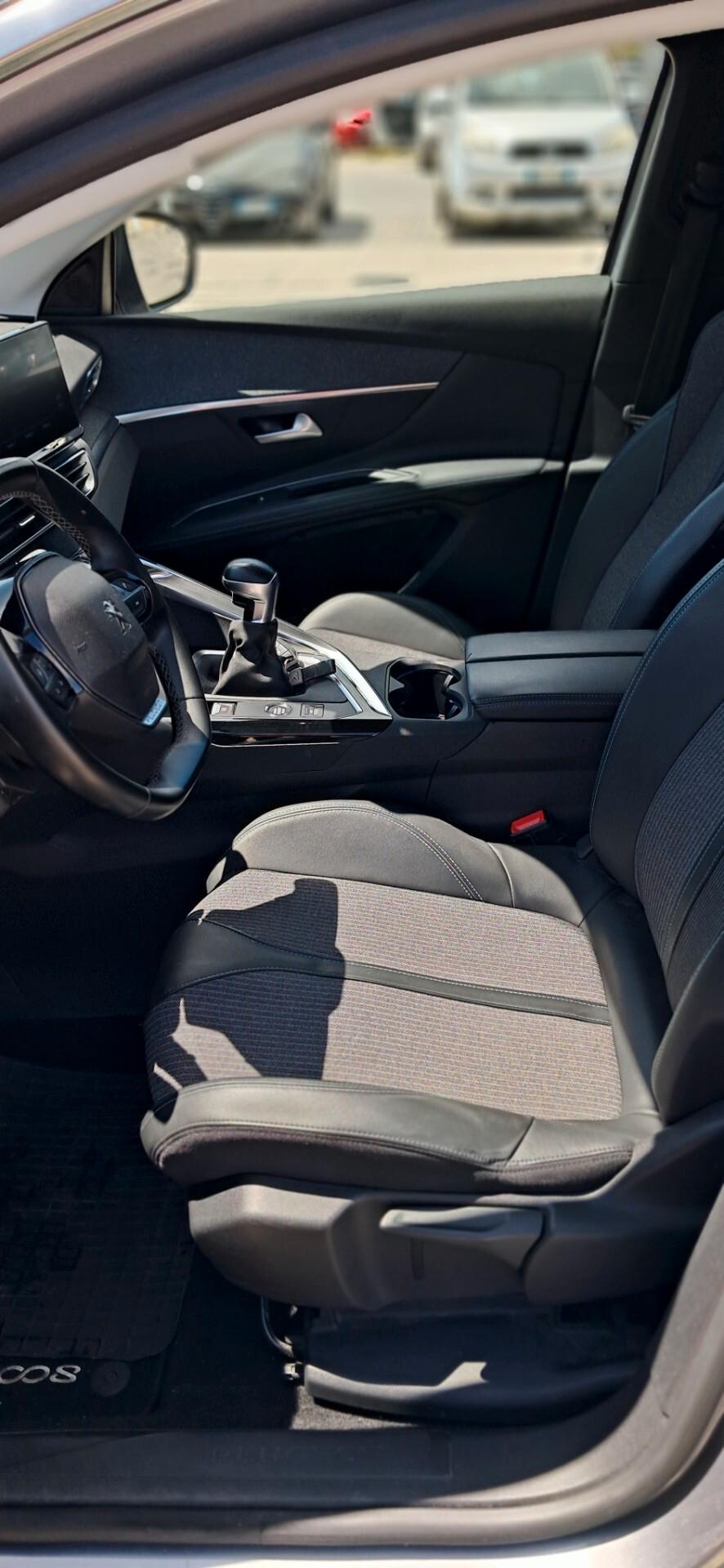 Peugeot 3008 BlueHDi 130 S&S Allure Pack