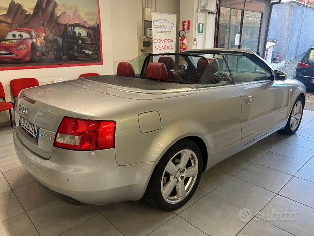 AUDI A4 Cabriolet 2.5 V6 TDI cat
