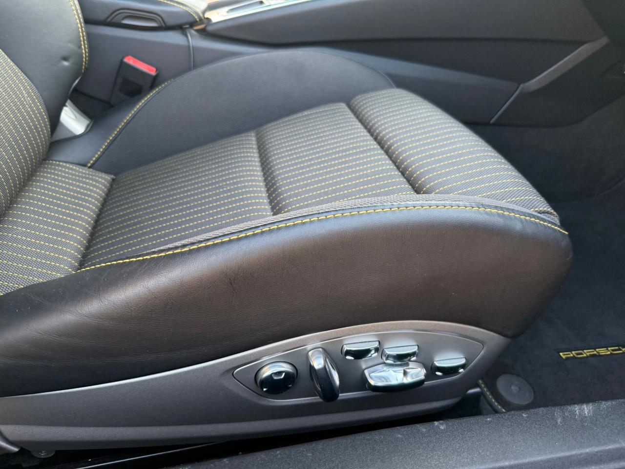 Porsche 911 3.0 Carrera T