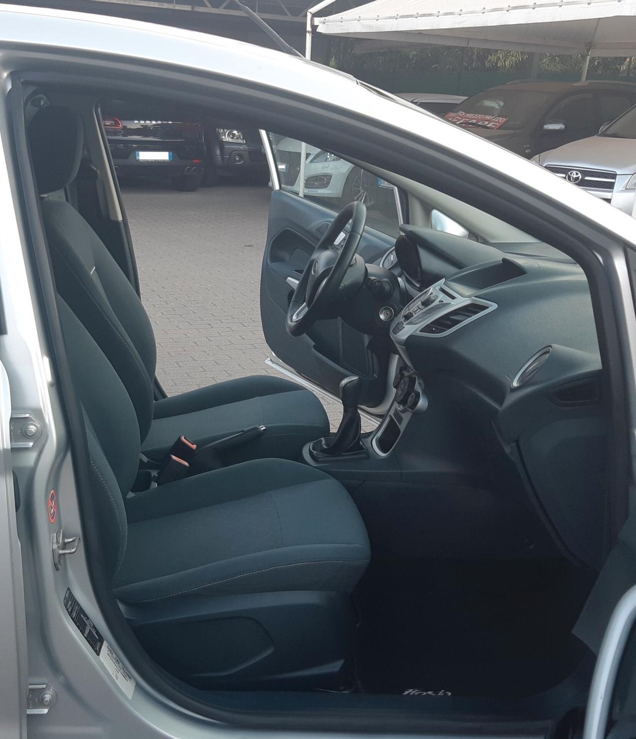 Ford Fiesta 1.4 5 porte Bz.- GPL Titanium